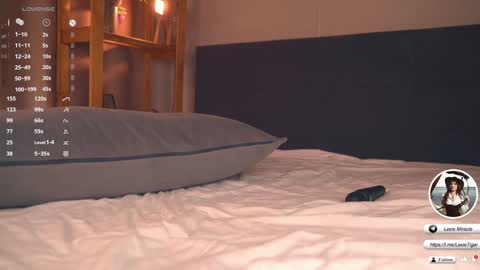 Snapshot of oke_doke chatting on September 2025 06:02:02 PM Henrietta or Rita online show from September 2025 06:02:02 PM