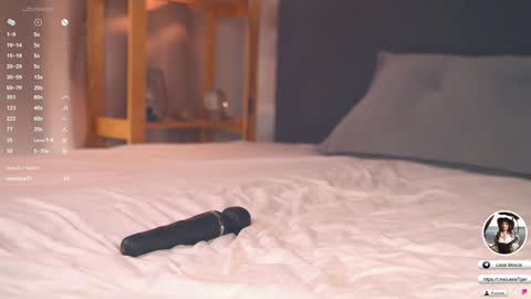 Snapshot of oke_doke chatting on October 2025 05:33:02 PM Henrietta or Rita online show from October 2025 05:33:02 PM