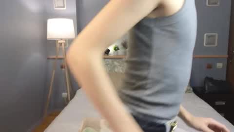 Ami online show from September 2025 01:12:02 PM