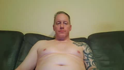 Snapshot of olavdelux chatting on October 2025 09:50:02 PM olavdelux online show from October 2025 09:50:02 PM