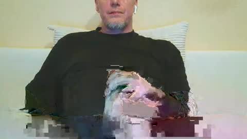 Snapshot of olavdelux chatting on January 2026 07:41:01 PM olavdelux online show from January 2026 07:41:01 PM