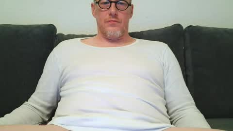 olavdelux online show from July 2026 09:11:01 PM