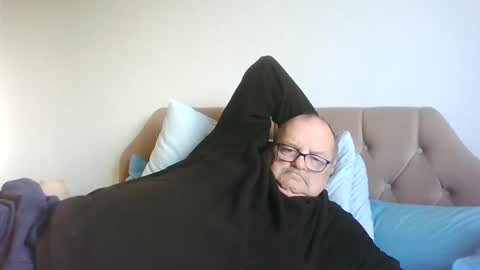 old_fkr online show from February 2025 12:37:01 PM