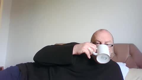 old_fkrr_ online show from May 2026 10:01:01 AM