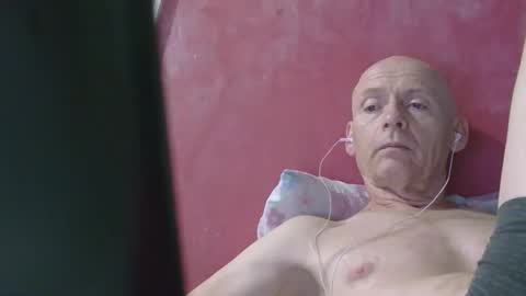 oldbuthorny62 online show from April 2026 08:06:01 AM