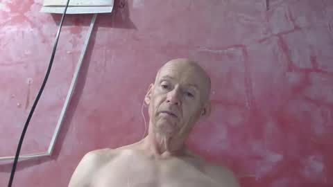 oldbuthorny62 online show from May 2026 06:44:02 AM