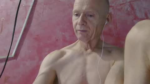 oldbuthorny62 online show from July 2026 12:40:01 PM