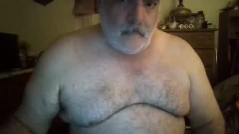 Snapshot of oldcockforyngladies chatting on December 2025 09:47:02 AM oldcockforyngladies online show from December 2025 09:47:02 AM