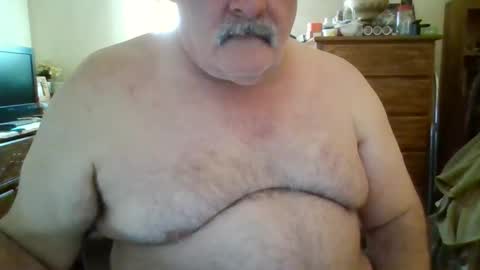 Snapshot of oldcockforyngladies chatting on January 2026 02:43:01 PM oldcockforyngladies online show from January 2026 02:43:01 PM