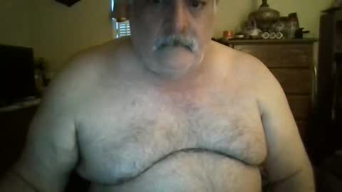 Snapshot of oldcockforyngladies chatting on February 2026 12:06:01 PM oldcockforyngladies online show from February 2026 12:06:01 PM