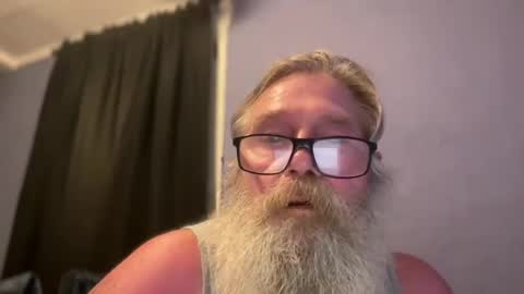 olderguyplayin online show from July 2026 03:35:01 AM