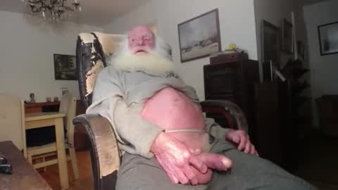 Snapshot of oldfucker9 chatting on November 2025 02:45:02 AM oldfucker9 online show from November 2025 02:45:02 AM