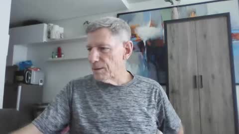 Snapshot of oldgeorge chatting on September 2025 06:58:02 AM George online show from September 2025 06:58:02 AM