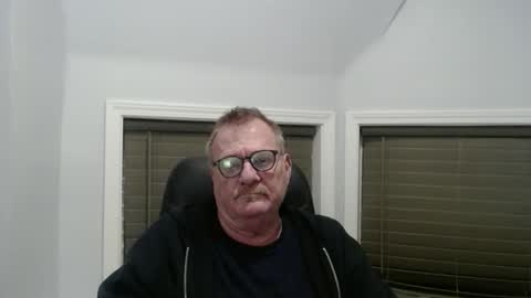 oldguybigd online show from December 2025 05:14:01 AM