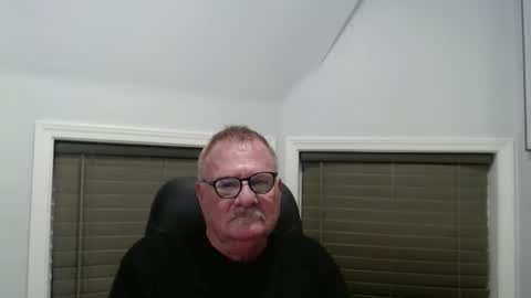 oldguybigd online show from May 2026 04:50:02 AM