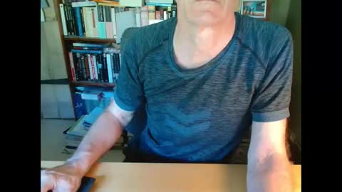 oldhairybastard online show from May 2026 10:01:02 AM