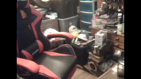 oldman196262 online show from September 2025 02:39:02 PM