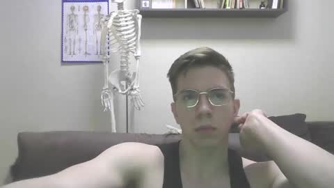 olegym21 online show from February 2026 05:03:01 PM