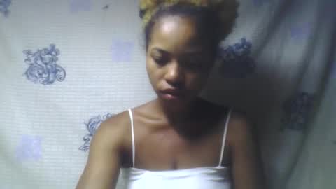 olida08 online show from November 2025 04:44:01 AM