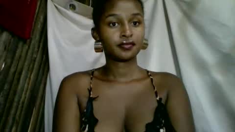 olinah610 online show from April 2026 06:22:01 AM