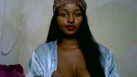 olinah610 online show from June 2026 10:18:01 AM