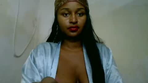olinah610 online show from June 2026 11:20:01 AM