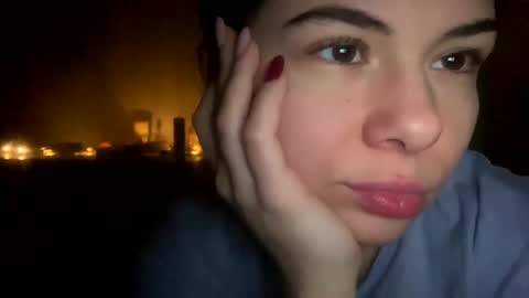 Oil online show from December 2024 04:29:02 PM