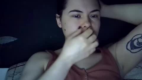 Snapshot of olivepeach chatting on June 2026 09:37:01 AM Oil online show from June 2026 09:37:01 AM