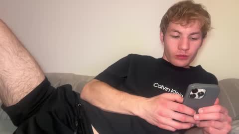 Snapshot of oliver_beck chatting on March 2025 02:04:02 AM Oliver Beck online show from March 2025 02:04:02 AM