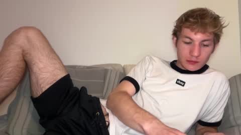 Snapshot of oliver_beck chatting on March 2025 02:09:02 AM Oliver Beck online show from March 2025 02:09:02 AM