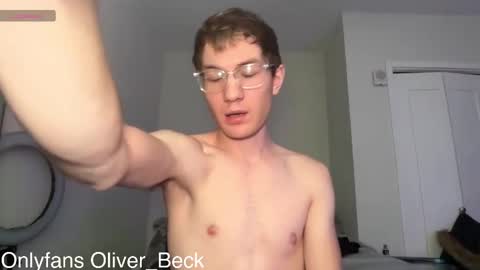 Snapshot of oliver_beck chatting on December 2025 08:05:01 PM Oliver Beck online show from December 2025 08:05:01 PM