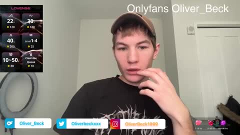 Snapshot of oliver_beck chatting on December 2025 07:29:02 PM Oliver Beck online show from December 2025 07:29:02 PM