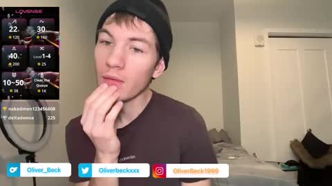 Snapshot of oliver_beck chatting on December 2025 06:58:02 PM Oliver Beck online show from December 2025 06:58:02 PM