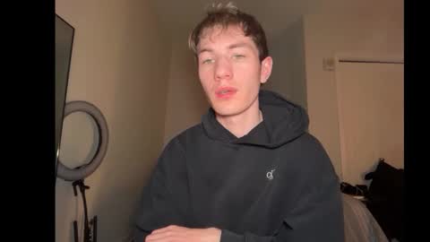 Snapshot of oliver_beck chatting on February 2026 04:10:02 AM Oliver Beck online show from February 2026 04:10:02 AM