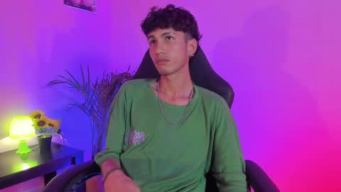 Oliver fast online show from December 2024 05:38:01 AM