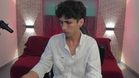 Oliver fast online show from December 2024 02:00:02 PM