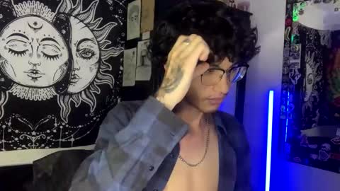 Oliver fast online show from October 2025 08:04:02 AM