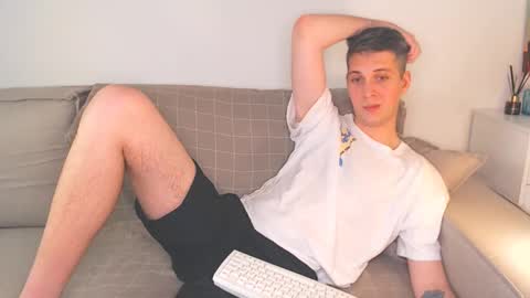 Oliver online show from December 2024 05:53:02 PM