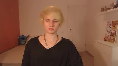 Snapshot of oliver_sweet_ chatting on September 2025 01:38:02 AM Oliver online show from September 2025 01:38:02 AM