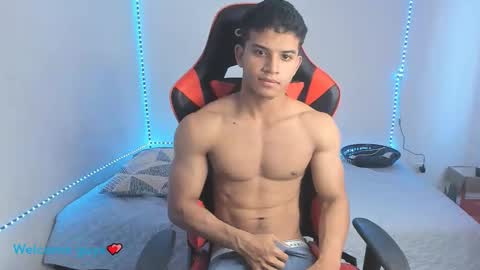 oliver thompsson online show from December 2024 02:28:02 PM