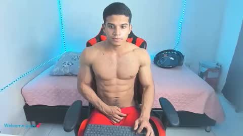 oliver thompsson online show from May 2026 03:01:02 AM