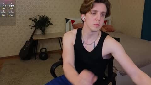 Snapshot of oliver_travis chatting on February 2025 12:41:01 AM Oliver Evans online show from February 2025 12:41:01 AM