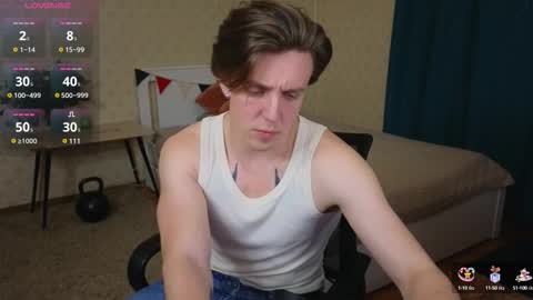 Snapshot of oliver_travis chatting on September 2025 12:22:02 AM Oliver Evans online show from September 2025 12:22:02 AM