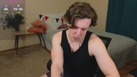 Snapshot of oliver_travis chatting on November 2025 03:20:02 AM Oliver Evans online show from November 2025 03:20:02 AM