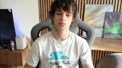 oliverrgroove online show from July 2026 06:26:02 AM