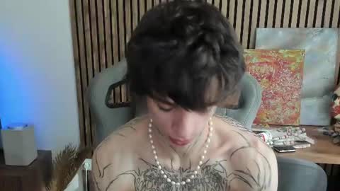 oliverrgroove online show from July 2026 06:43:02 AM