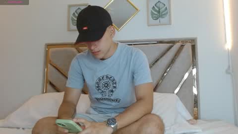 oliver saint online show from April 2026 11:13:01 PM