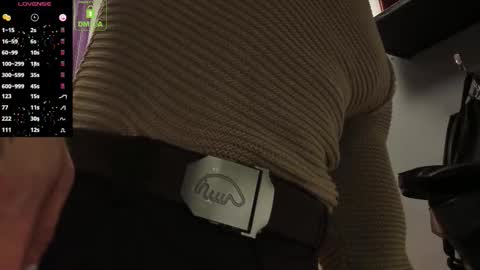 Snapshot of oliversport chatting on September 2025 03:56:02 PM OliverSport online show from September 2025 03:56:02 PM