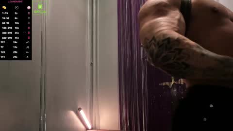 Snapshot of oliversport chatting on October 2025 10:44:01 AM OliverSport online show from October 2025 10:44:01 AM