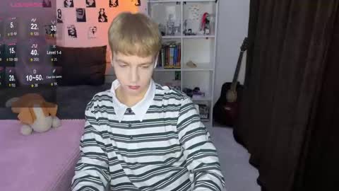 Snapshot of olivertasty chatting on October 2025 02:37:01 PM oliver online show from October 2025 02:37:01 PM